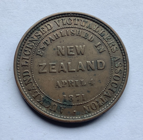 New Zealand Auckland Licensed Victuallers Association penny tradesmen token